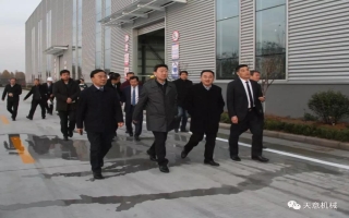 山東省住建廳黨組成員、副廳長張曉海蒞臨天意機械調(diào)研指導(dǎo)