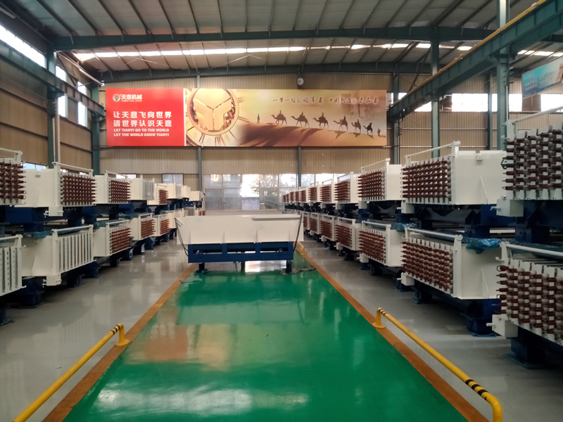 江西輕質(zhì)隔墻板機設(shè)備介紹，墻板機廠家